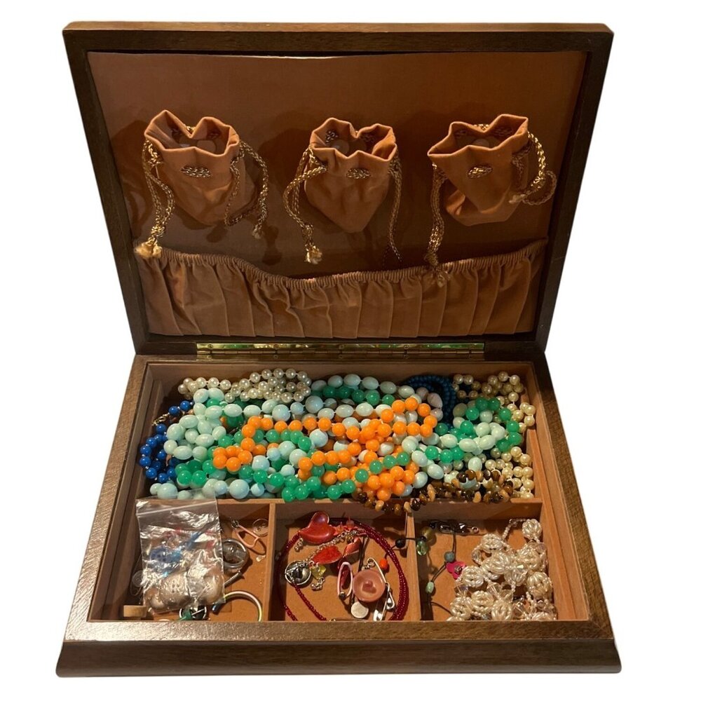 VTG Wooden Jewelry Box w/ Assorted Beaded Necklaces & Accessories 13.5"x10"x4"